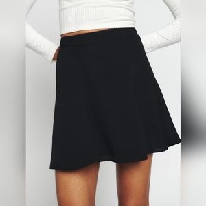 Reformation Flounce Skirt Black Size 2